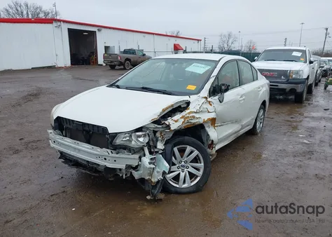 2015 Subaru Impreza 2.0I Premium z USA, uszkodzony, nr VIN JF1GJAC61FH013132